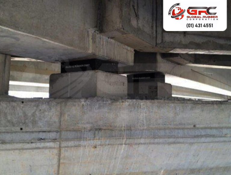Los rollos de Waterstop son bandas flexibles de caucho de diversos tipos, anchos y diseños utilizados para evitar el pasaje de agua en juntas de contracción, expansión y construcción en estructuras de concreto que vayan a contener agua en su interior
