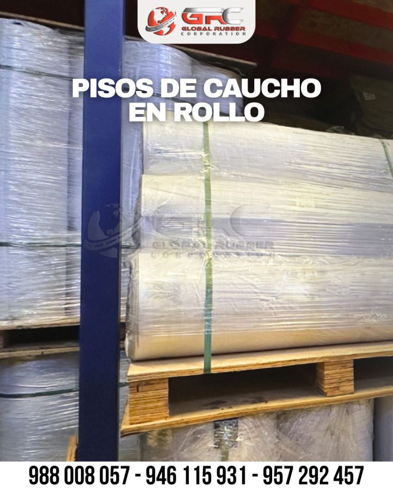 Rollos de piso de caucho embalados sobre parihuela en el almacén